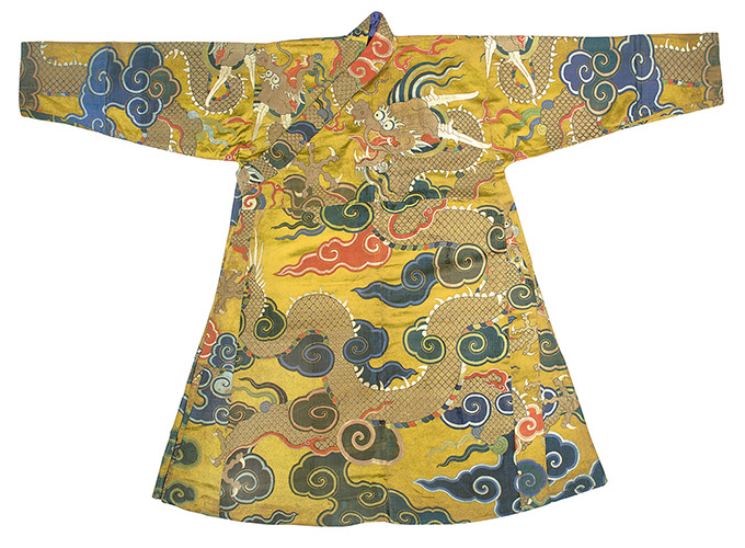 Dragon Court Dress (chuba),  China, late Ming Dynasty (1368-1644) - the beginning of the Qing Dynasty (1644-1912), 17th century.   Brocaded silk satin and embroidered vector Myrna Myers     © All Rights Reserved Myers   © All rights reserved