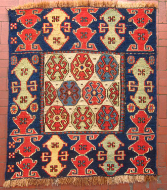 Bare: Berlin Antique Rugs & Textile Exhibition, 31 May– 2 June 2013 – Hali