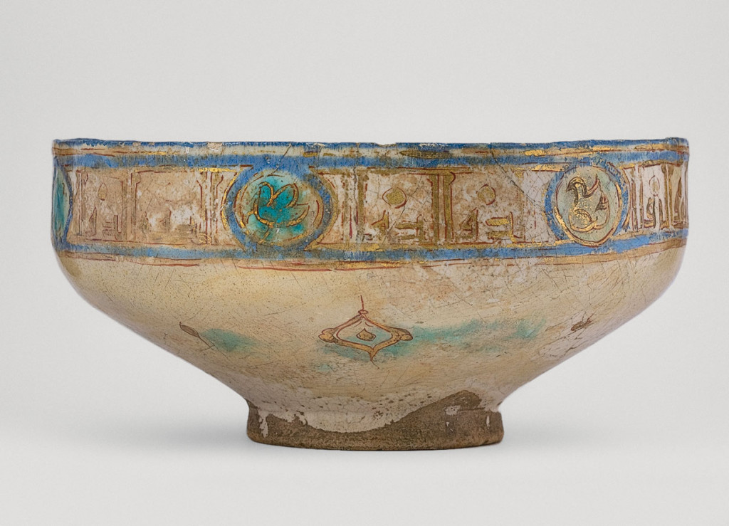Kashan mina'i ware bowl, Iran, 12th-13th century. IM/K-220