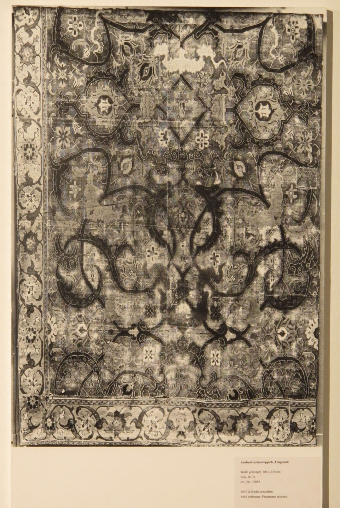 Inv. Nr. I 5055. Persian carpet (306 x 230 cm), sixteenth century. Acquired 1927.