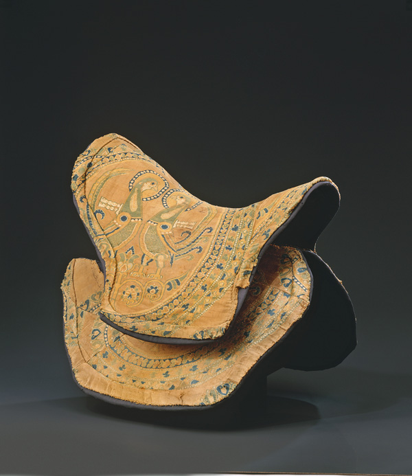 Saddle cover, Central Asia, late 8th–mid-9th century ©Abegg-Stiftung, CH-3132 Riggisberg (photo: Christoph von Viràg)