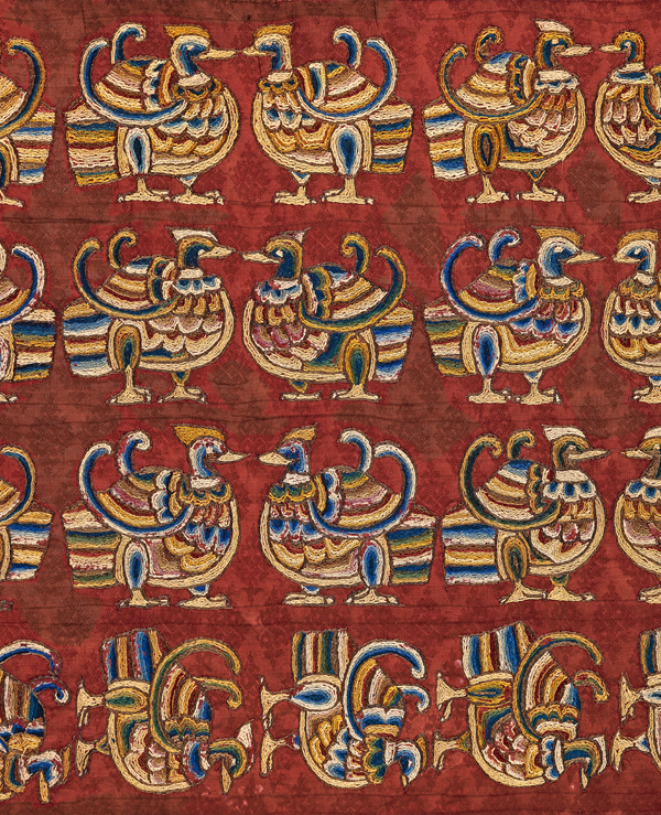 Silk damask with embroidered ducks, Central Asia, 7th–8th century Textiles from the regions along the Silk Road play an important role in the newly furnished permanent exhibition. This red silk was woven in China and embroidered in Central Asia with stylised duck motifs that may be traced back to Persian prototypes, thus documenting the exchange of goods and motifs between east and west. ©Abegg-Stiftung, CH-3132 Riggisberg (photo: Christoph von Viràg)