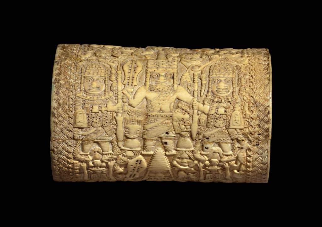 Tefaf Entwistle-Ivory-bracelet-ikoro-esanmwan--Ivory--Length-13-cm--Benin,-Edo-Kingdom,-15th-17th-century