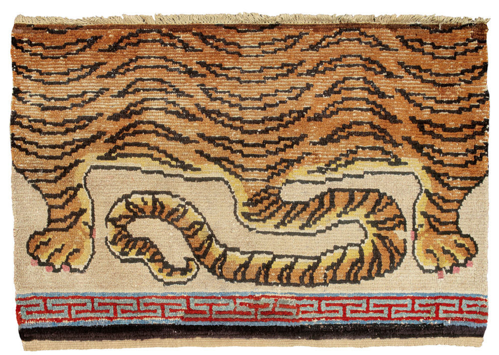 Tibetan rugs at Cologne Fine Art 2014, Seat cover with Tiger pelt, 19th century, 97 x 66 cm