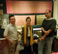 John Ang with fashion designer Sachiko Kobayashi and Professor Vithi Phanichphant, textile collector and professor at Chiangmai University, Fine Arts Department, Woven Connections, Samyama