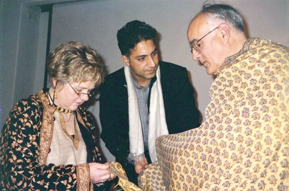 Jenny deep in conversation with David Reisbord, who invited Jenny and her colleague Asaf for tea to look over his collection of vintage shawls after Jenny’s lecture at the Los Angeles County Museum of Art explained that he had insisted that we move closer to him, to be able to protect us! He gave us dinner, but I have completely forgotten what it was except that it was tough and oily.’